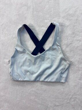 New Balance Black/White Women's Sports Bra --- Size: Medium --- Good Condition!!